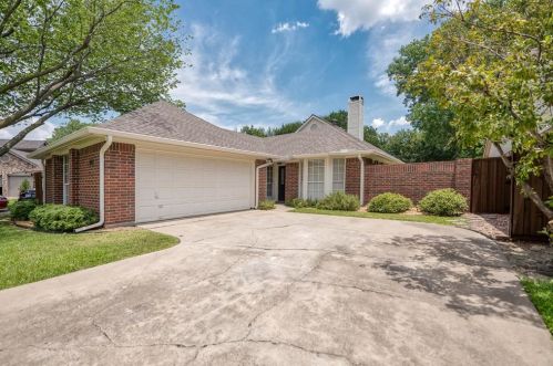 1428 Kittery Dr, Plano TX  75093-5206 exterior
