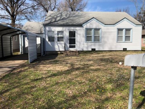1632 Avondale St, Muskogee, OK 74403-7315