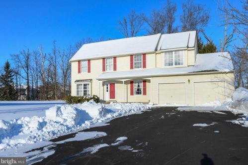 5111 Meadowbrook Pl, Pipersville, PA 18947-1147