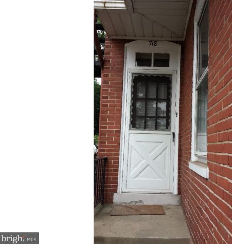 718 Main St, Lansdale, PA 19446-2014