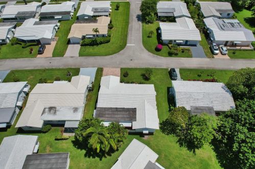 2115 13th Pl, Boynton Beach, FL 33426-6630