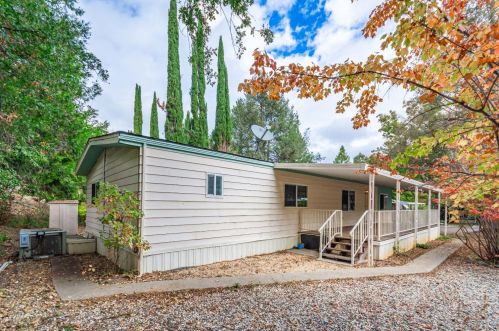 318 Quail Ln, Lake Wildwood CA  95946-8932 exterior