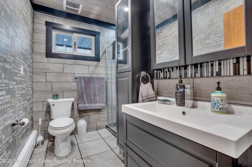 1018 Marlboro Rd, Old Bridge NJ  08857-3775 exterior