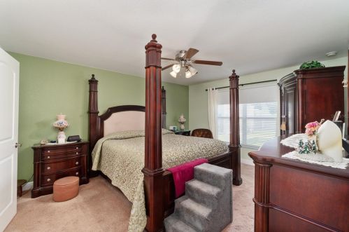 3967 99th St, Belleview FL  34420-7817 exterior