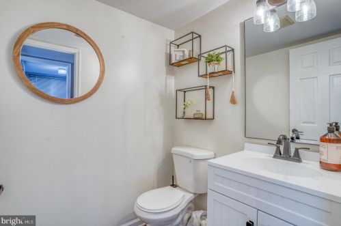 350 Pine Valley Rd, Dover DE  19904-7113 exterior