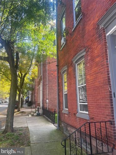 106 King St, Pottstown, PA 19464-9523