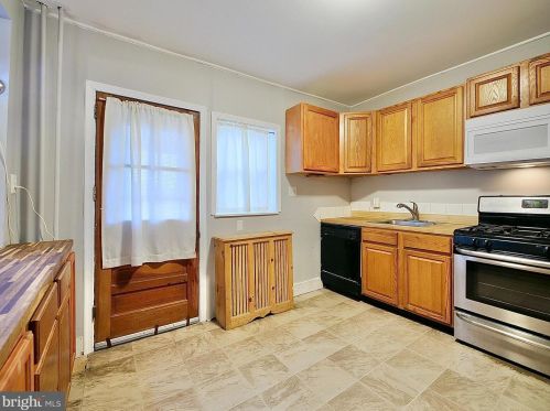 632 10th St, Boothwyn PA 19061-0045 exterior