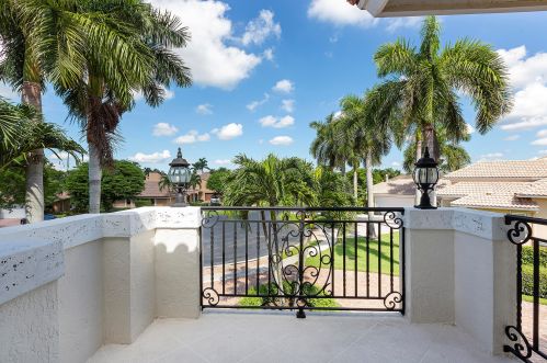 2400 Newbury Ct, West Palm Beach FL  33414-7736 exterior
