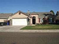 1266 Mathew St, Porterville CA  93257-6637 exterior