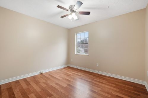 7001 Clubview Dr, Bridgeville PA  15017-1097 exterior