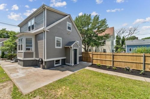 160 Ocean St, Providence, RI 02905-3041