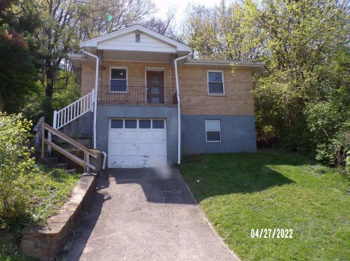 57 Ohio Ave, Newport, KY 41075-1328