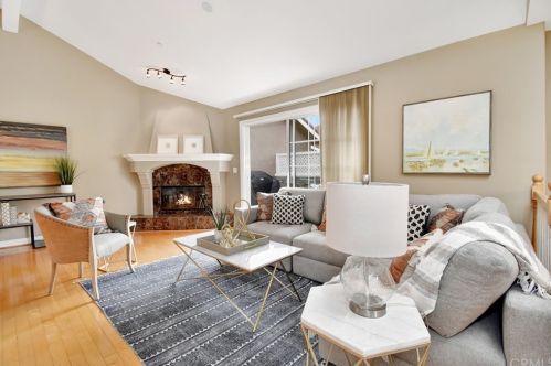 2607 Grant Ave, Redondo Beach, CA 90278-3884