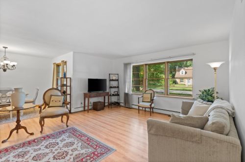 7032 Ardara Ave, Milwaukee, WI 53209-2922
