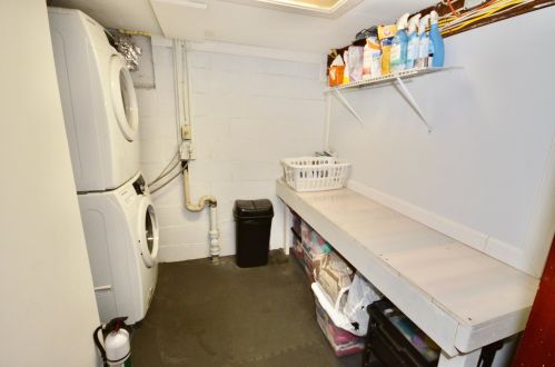 58 Back Riv Rd, Dover NH  03820-4400 exterior