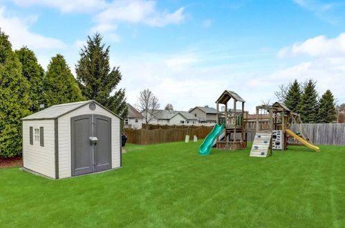 8701 Camelot Trce, Sturtevant, WI 53177-2968