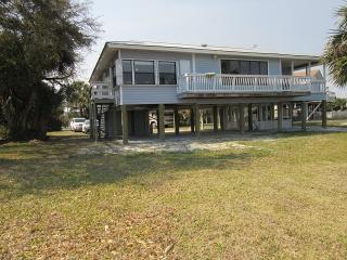 207 Beaty Taff Dr, Crawfordville FL  32327-4740 exterior