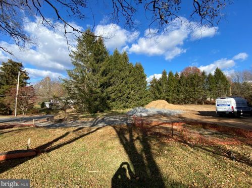 152 Mattson Rd, Boothwyn, PA 19060-1408