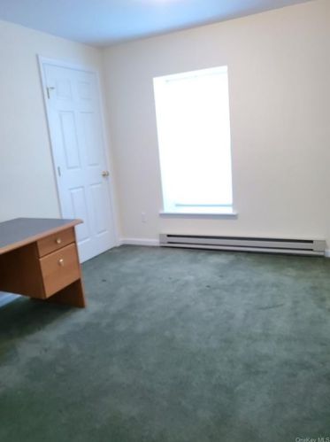 9 Equestrian Way, Poughquag NY  12570-5901 exterior