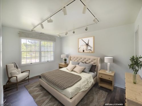 1 Stonyridge Dr, Lincoln Park NJ  07035-2238 exterior