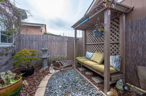 391 Beckett Pl, Pismo Beach CA  93433-1551 exterior