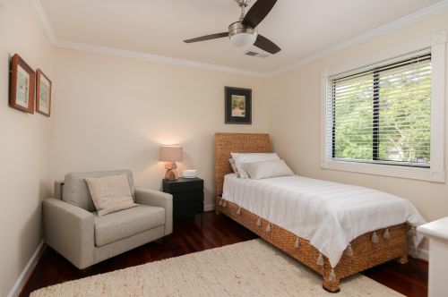 334 Sandpiper Dr, Mount Pleasant SC  29464-2834 exterior