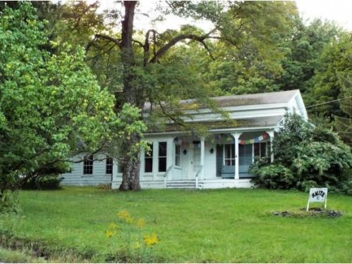 91 Smith Hill Rd, Binghamton, NY 13905-1138
