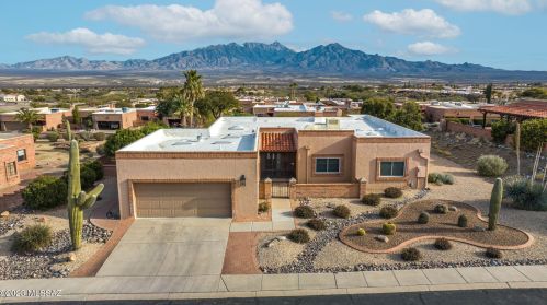 3335 Placita De La Fabula, Green Valley, AZ 85622-4680