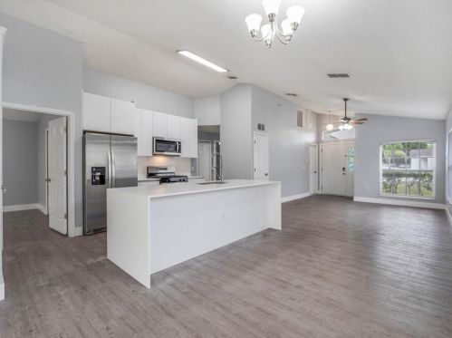 610 Sonja Cir, Davenport FL 33897-7410 exterior