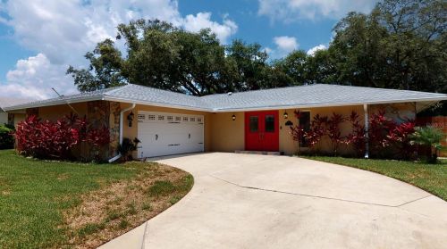 952 Winding Oaks Dr, Palm Harbor, FL 34683-6647