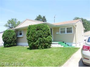 129 Greeley Ln, Youngstown, OH 44505-4821
