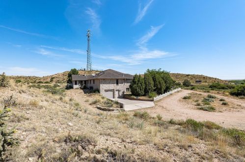 5775 Interstate 25, Pueblo CO 81004-9713 exterior