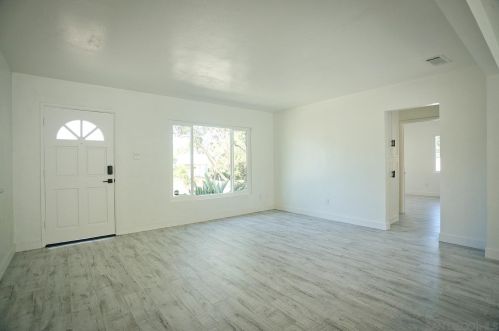 4021 Aragon Dr, San Diego, CA 92115-6829