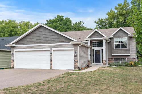 3940 Douglas Dr, Minneapolis, MN 55422-1935