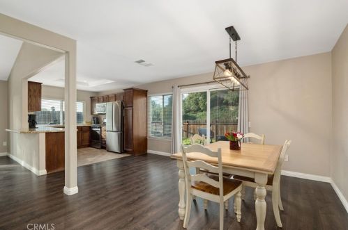 42651 San Julian Pl, Temecula CA  92592-2139 exterior