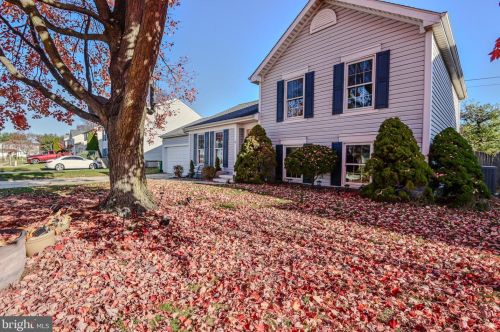 6 Penny Ln, Bear, DE 19701-1184