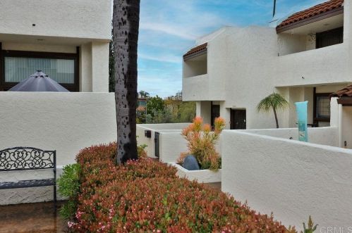 6840 Caminito Del Greco, San Diego, CA 92120-2221
