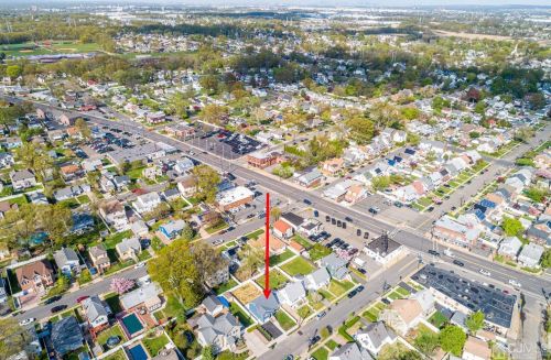 204 Grove Ave, Woodbridge NJ  07095-2337 exterior