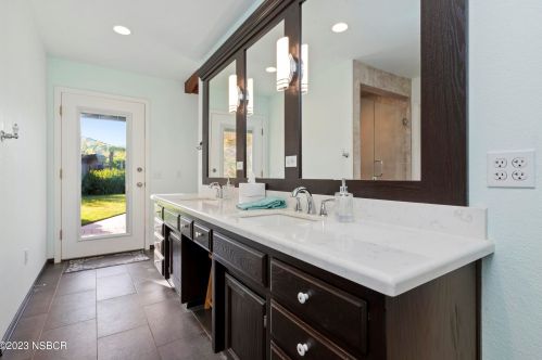 4786 Coughlin Way, Santa Maria CA  93455-5000 exterior