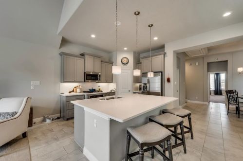 4152 Riverside Dr, Lewisville TX  75028 exterior