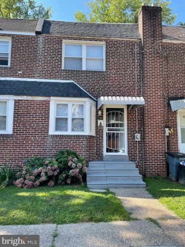 1344 Decatur St, Camden NJ  08104-1734 exterior