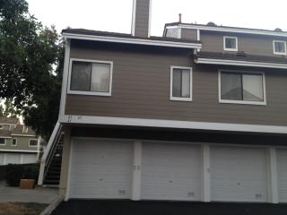 47 Clover Ln, Laguna Beach CA  92656-2982 exterior