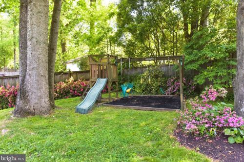 3410 Frenora Ct, Falls Church, VA 22042-4011