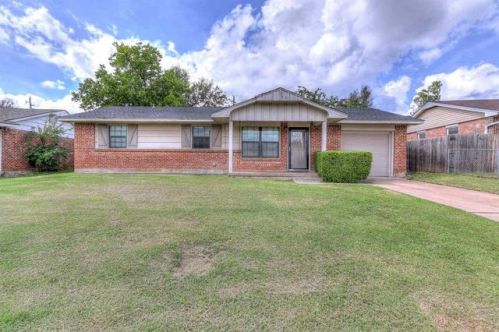 2308 43rd St, Lawton, OK 73505-1712