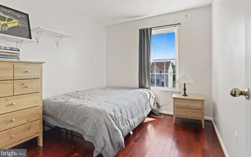 605 Warrenton Ter, Leesburg VA  20176-2466 exterior