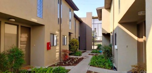 11816 Downey Ave, Downey, CA 90241-5183