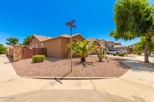 15551 Yucatan Dr, Sun City, AZ 85379-4814