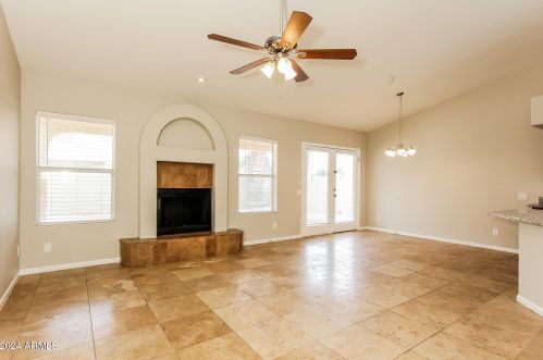 11421 Emerald Ln, Avondale AZ  85392-3525 exterior