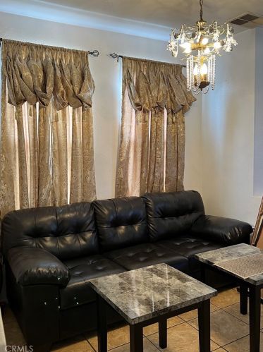 12687 Antigua Ct, Lynwood CA  90262-5377 exterior