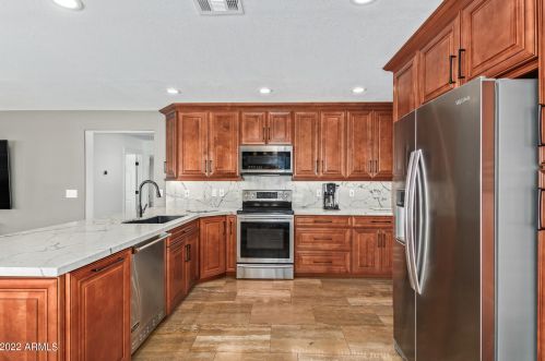 1810 Tremaine Ave, Gilbert AZ 85234-7612 exterior